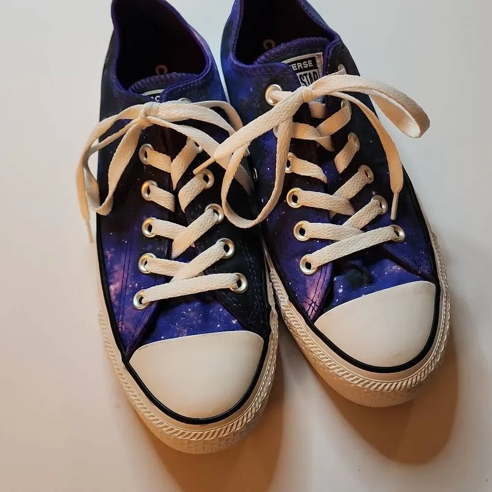 Converse Chuck Taylor All Star Low Top Shoes in a Vibrant Blue & Purple Nebula G